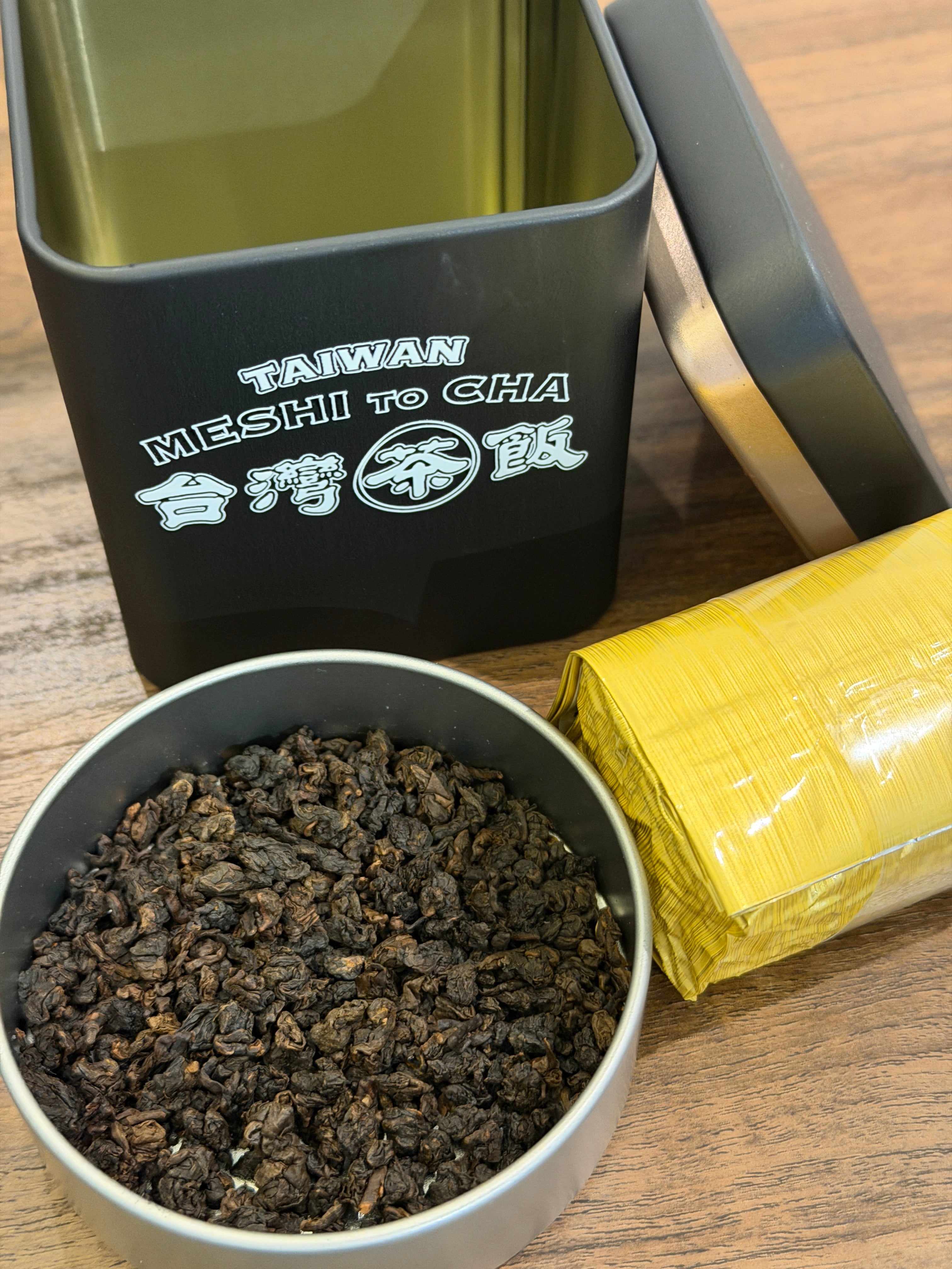 香日子】台湾茶 黑烏龍茶 （黒ウーロン茶）茶缶50g – kurari